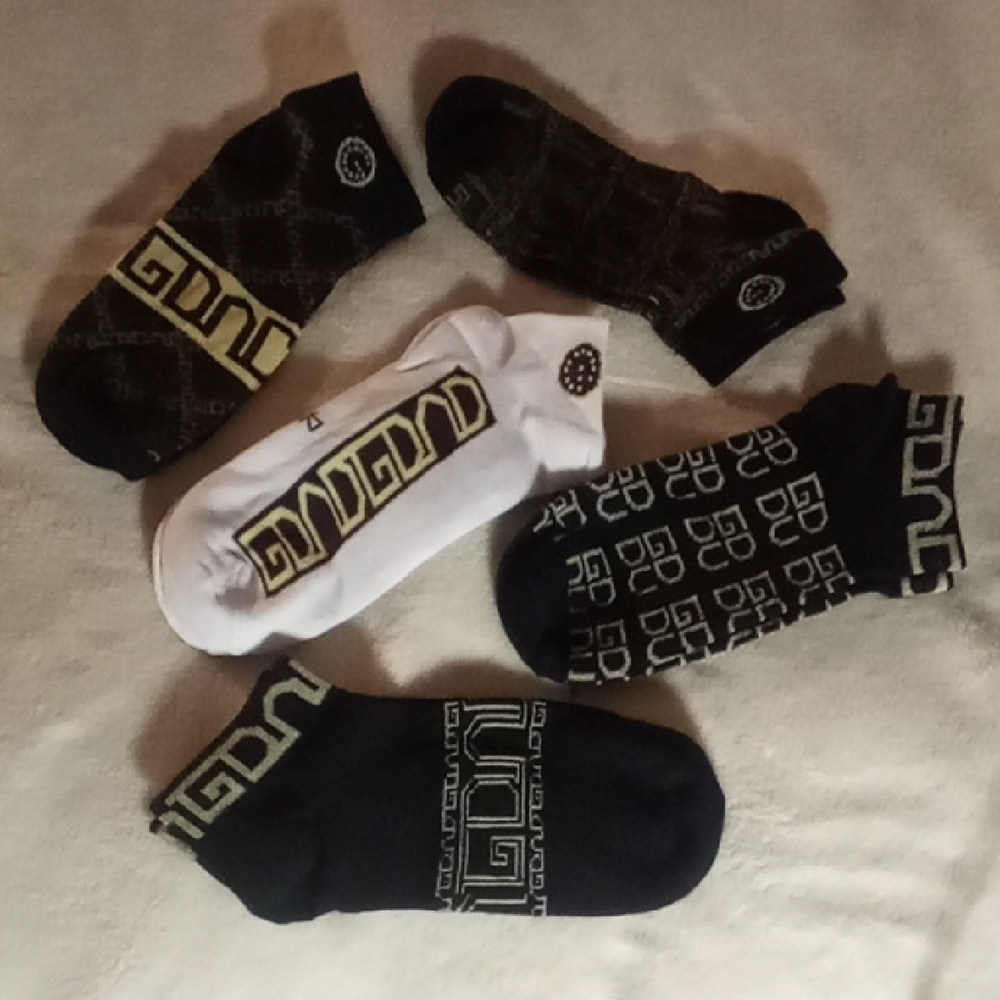 5 PAIRS OF FASHION SOCKS LOW SOCKS NEW!!